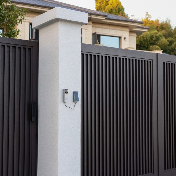 EZVIZ HP3 Pro 2K Battery-Powered Video Doorbell with Solar Panel