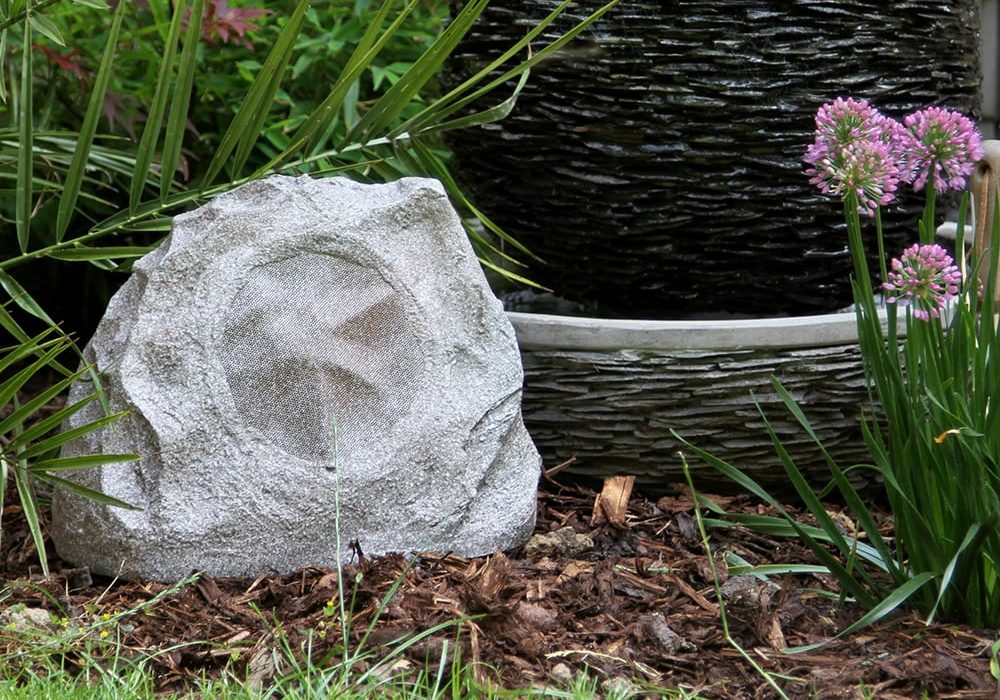 All-in-one Bluetooth Outdoor Garden Rock Speaker Stone Clarity